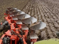 Charrues Kuhn Vari Master 6 Onland Eco