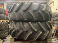 Roues, Pneus, Jantes, Barillets Jumelage Firestone 420/85R28 & Michelin 480/80R42