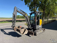 Pelles sur chenilles Volvo ECR25D rupskraan