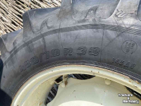 Roues, Pneus, Jantes, Barillets Jumelage Barum 480/70R38 op International velgen