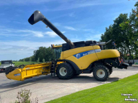 Moissonneuse batteuse New Holland CR 980 Combine + Maaibord