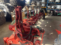 Charrues Kverneland 3300 S vario met steenbeveiliging  150 ha geploegd