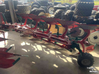 Charrues Kverneland 3300 S vario met steenbeveiliging  150 ha geploegd