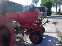 Distributeur d‘engrais Kuhn ZSA 800