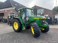 Tracteur John Deere 6110