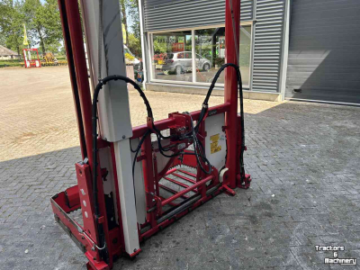 Désileuse à bloc Trioliet Trioliet TU 170 Kuilvoersnijder / U-snijder / Mechanische afschuiver