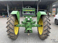 Tracteurs anciens John Deere B