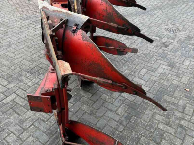 Charrues Krone Askan 140/3