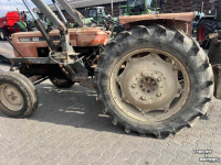 Tracteur Renault 651