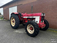 Tracteurs anciens International 946 4wd