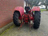 Tracteurs anciens International 946 4wd