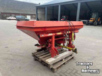 Distributeur d‘engrais Lely centerliner stooier , front aandrijving
