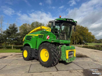 Ensileuse automotrice John Deere 8600 40 Km Korrelkneuzer Airco 4 WD Harvester Claas
