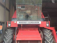 Moissonneuse batteuse Massey Ferguson 31