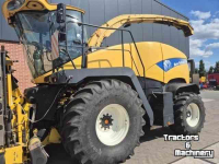 Ensileuse automotrice New Holland FR9080