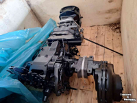 Nouvelles pièces diverse New Holland TT4.90 TD5  T4