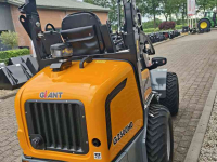 Chargeuse sur pneus Giant G2500HD