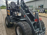 Chargeuse sur pneus Giant G2500HD