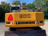Pelles sur pneus Liebherr A900 Litronic