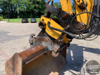 Pelles sur pneus Liebherr A900 Litronic