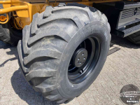 Pelles sur pneus Liebherr A900 Litronic