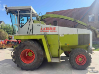 Ensileuse automotrice Claas Jaguar 695