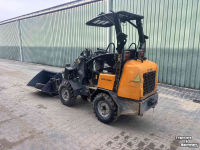 Chargeuse sur pneus  Giant D263SW