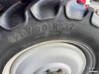 Roues, Pneus, Jantes, Barillets Jumelage Massey Ferguson 13.6R48 - 320/90R32