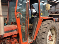 Tracteur Renault 781