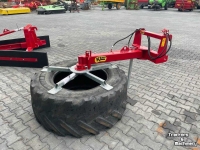 Pousse fourrage à pneu Kemp Voerveegband Giant hydraulisch verstelbaar