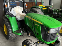 Tracteur pour vignes et vergers John Deere 3025E