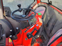 Tracteur pour vignes et vergers Antonio Carraro TRX 8400