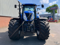 Tracteur New Holland 270 AC
