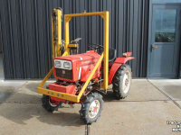 Tracteur pour horticulture  Eastern 184-4 minitrekker minitractor met hydraulische zij-arm (maaiarm)
