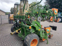 Semoir Amazone ED 601 Maiszaaimachine schijfkouters
