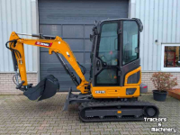 Mini pelleteuse XCMG XE27E Pro