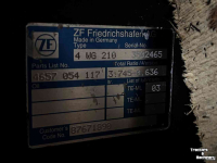 Chargeuse sur pneus Case Complete Powershift versnellingsbak ZF voor Case CE 821E, 921E  New Holland W190B, W190BLR, W190B E.I.