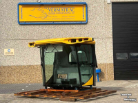 Moissonneuse batteuse New Holland Kabine voor CR  Parts nr:47446245