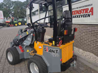 Chargeuse sur pneus Giant G1200 -50974