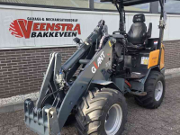 Chargeuse sur pneus Giant V452T