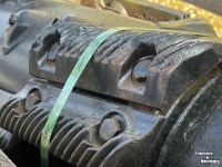 Moissonneuse batteuse New Holland Rotor New Holland CR Combine 17 inch Links No:8492392/84592020