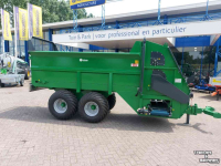 Epandeur de fumier  Induma Mestverspreider / Stalmeststrooier voor fruitteelt
