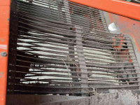 Arracheuse d‘oignons Holaras UM150-F - UR-135-DB Uienrooiset oogstmachines
