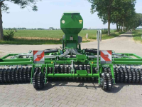 Régénérateur de prairie  Agriwir grass plus graslandverbeteraar, doorzaaimachine cambridgewals