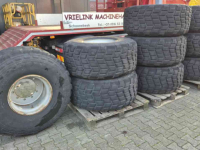 Roues, Pneus, Jantes, Barillets Jumelage Michelin 525/65R20.5 Michelin XS op 10 gaats velg 20.5R20.5