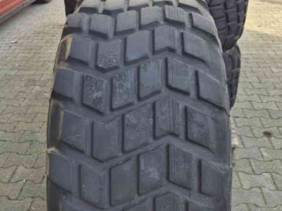 Roues, Pneus, Jantes, Barillets Jumelage Michelin 525/65R20.5 Michelin XS op 10 gaats velg 20.5R20.5