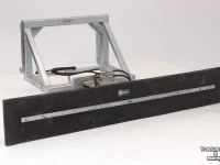 Autres matériel et accessoires d´étable Qmac Modulo Gummischieber 1800mm 180cm Anbau Terex