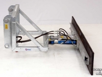 Autres matériel et accessoires d´étable Qmac Modulo Gummischieber 1800mm 180cm Anbau Terex