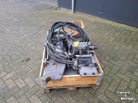 Chargeur frontal Massey Ferguson AANBOUWDELEN MF 7618