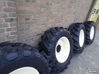 Roues, Pneus, Jantes, Barillets Jumelage BKT 380/70R24